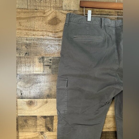 Tommy Bahama Mens Gray Cargo Pants With Pockets Size 36 - Picture 5 of 8